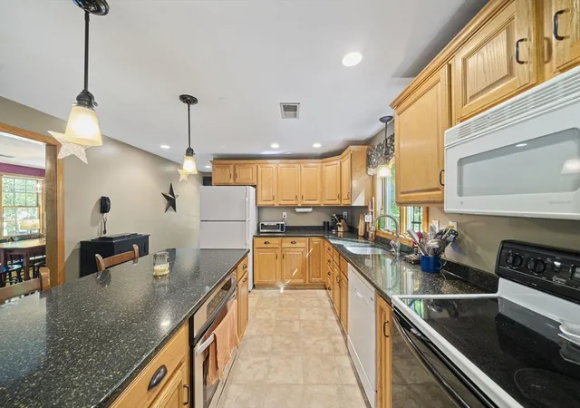 Photo 4 of Single family home for sale at 66 Cottage Ln, Weymouth, MA 02188 | MLS# 73568452 | Listing updated on 2026-10-09