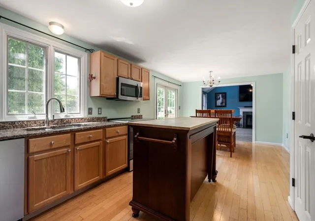 Homes for sale in Northbridge, MA | 132 Tipperary Dr, Northbridge, MA 01588 | MLS# 73542431