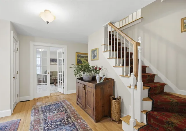 3rd image of 23 Del Prete Dr, Hingham, MA 02043 | MLS# 73537377