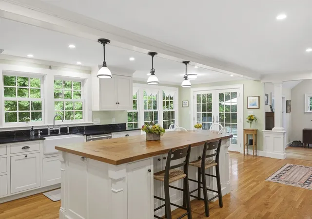 4th image of 23 Del Prete Dr, Hingham, MA 02043 | MLS# 73537377