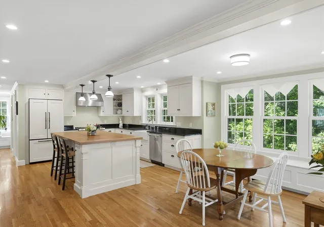 5th image of 23 Del Prete Dr, Hingham, MA 02043 | MLS# 73537377