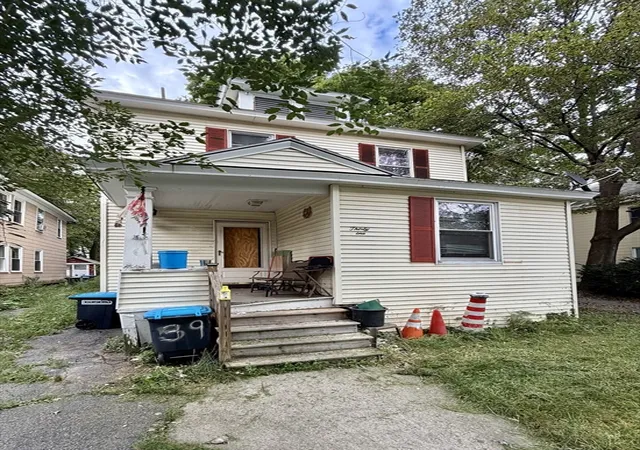 Photo 1 of Single family home for sale at 39 Hull Ave, Pittsfield, MA 01201 | MLS# 73567609 | Listing updated on 2026-09-06