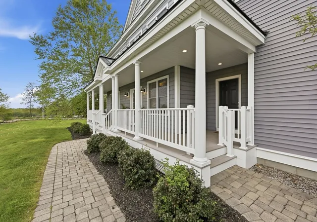 Homes for sale in Holliston, MA | 39 Summit Pointe Dr, Holliston, MA 01746 | MLS# 73518090