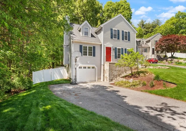 Homes for sale in Westford, MA | 2 Maura Cir, Westford, MA 01886 | MLS# 73525127