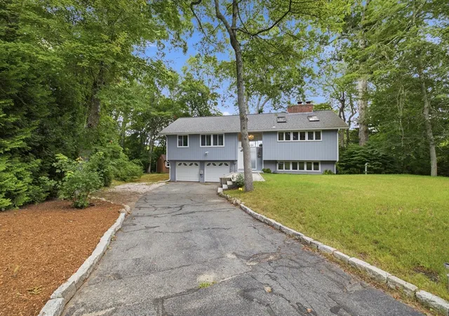 Photo 2 of Sale Pending at 79 Pond Cir, Mashpee, MA 02649 | MLS# 73565705 | Listing updated on 2026-10-08