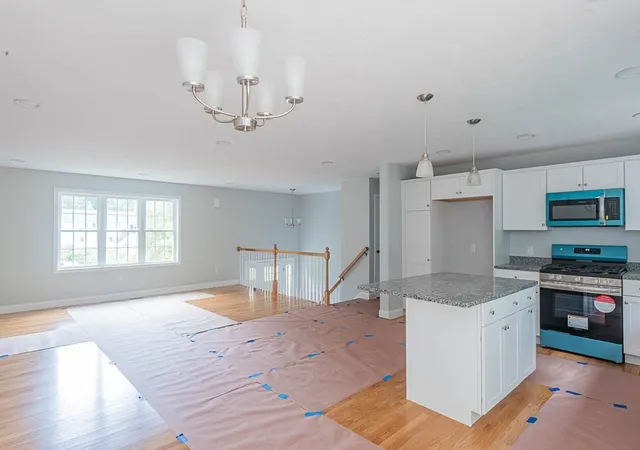 Photo 4 of Single family home for sale at 47 Mount Pleasant Ave, Holbrook, MA 02343 | MLS# 73525395 | Listing updated on 2026-09-11