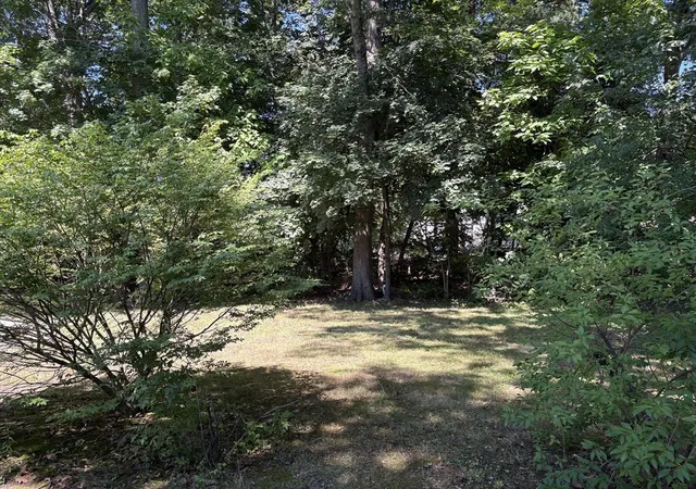 Photo 2 of Sale Pending at 25 Arkansas Dr, Dracut, MA 01826 | MLS# 73559865 | Listing updated on 2026-09-29