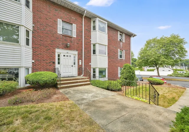Photo 2 of Sale Pending at 82 Neponset St #B, Canton, MA 02021 | MLS# 73554568 | Listing updated on 2026-09-04