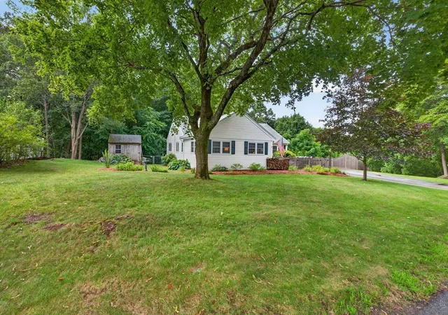 Photo 4 of Sale Pending at 80 School St, Hanover, MA 02339 | MLS# 73557746 | Listing updated on 2026-10-03