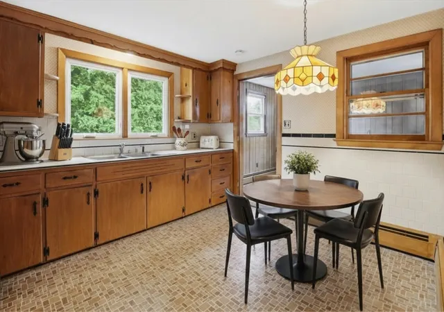 4th image of 5 Seneca St, Methuen, MA 01844 | MLS# 73540271