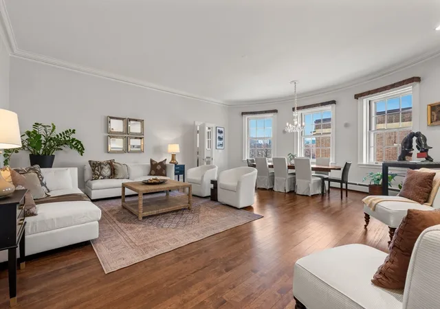 Homes for sale in Boston, MA | 95 Beacon #9, Boston, MA 02108 | MLS# 73502817
