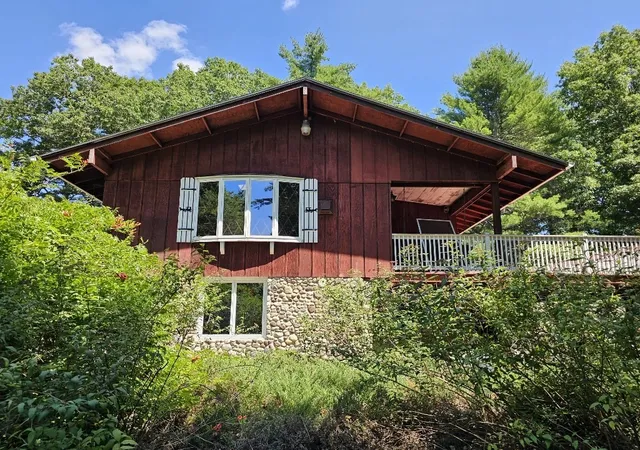 Photo 1 of Sale Pending at 135 Peck Brothers Rd, Monson, MA 01057 | MLS# 73554887 | Listing updated on 2026-09-10