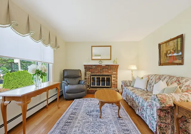 4th image of 141 Russell Road, Framingham, MA 01702 | MLS# 73557014