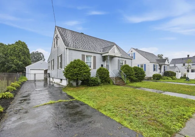 2nd image of 63 Fordham St, Springfield, MA 01104 | MLS# 73546821