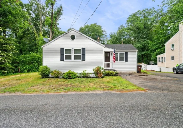 1st image of 83 Lakeshore Dr, Georgetown, MA 01833 | MLS# 73541319