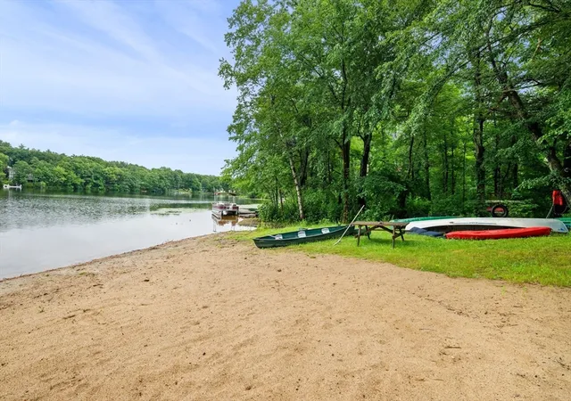 38th image of 83 Lakeshore Dr, Georgetown, MA 01833 | MLS# 73541319