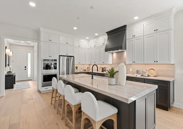 4th image of 27 Broadleaf #0012, Plymouth, MA 02360 | MLS# 73561928