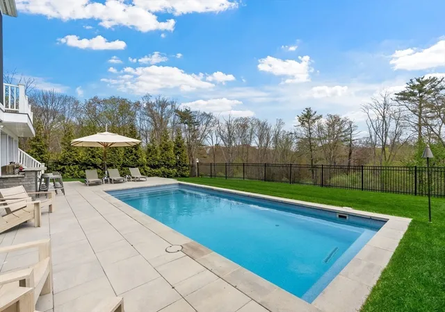 Homes for sale in Cohasset, MA | 9 Manor Way, Cohasset, MA 02025 | MLS# 73513758