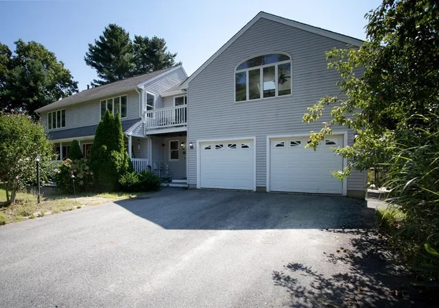Photo 4 of Single family home for sale at 14 Shady Ln, Wareham, MA 02571 | MLS# 73568356 | Listing updated on 2026-09-25