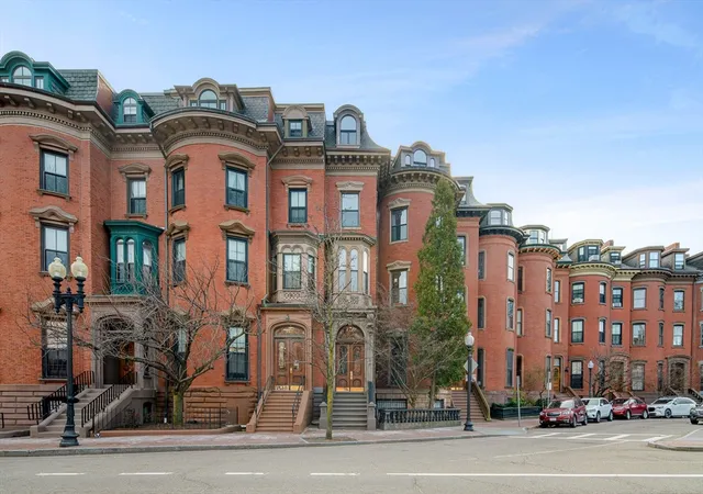 Homes for sale in Boston, MA | 565 Massachusetts Ave #4, Boston, MA 02118 | MLS# 73492274