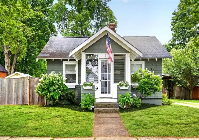 1st image of 38 Miller St, Medfield, MA 02052 | MLS# 73553105