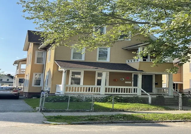 1st image of 52 Acushnet St, Springfield, MA 01105 | MLS# 73534686