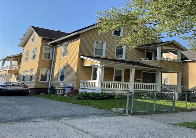 2nd image of 52 Acushnet St, Springfield, MA 01105 | MLS# 73534686
