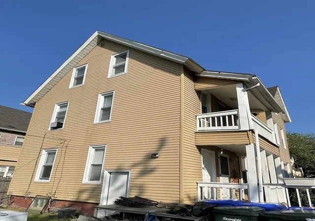 Photo 3 of Sale Pending at 52 Acushnet St, Springfield, MA 01105 | MLS# 73534686 | Listing updated on 2026-09-17