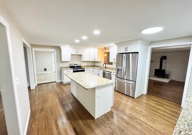 3rd image of 181 Dresser Hill Rd, Dudley, MA 01571 | MLS# 73553499