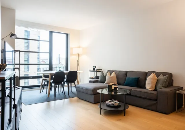2nd image of 580 Washington St #1414, Boston, MA 02111 | MLS# 73536739