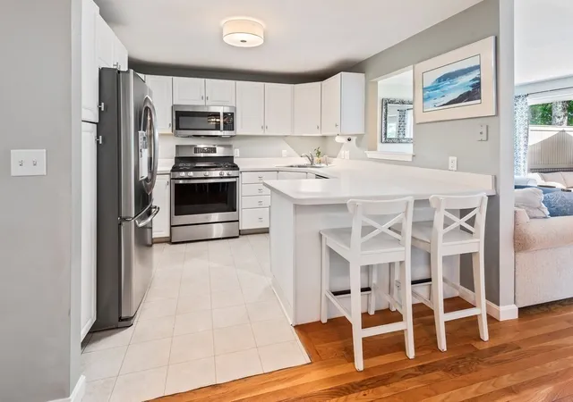 Homes for sale in Grafton, MA | 42 John Dr #42, Grafton, MA 01536 | MLS# 73526178