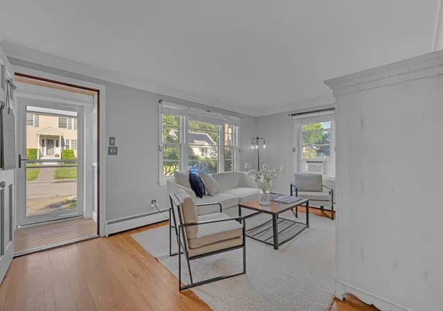 3rd image of 187 Campbell Dr, Lowell, MA 01851 | MLS# 73568187