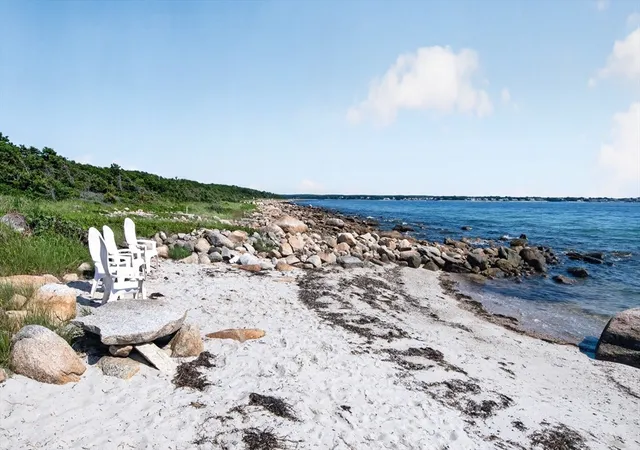 2nd image of 7 Gull Ln, Cataumet, MA 02534 | MLS# 73550968