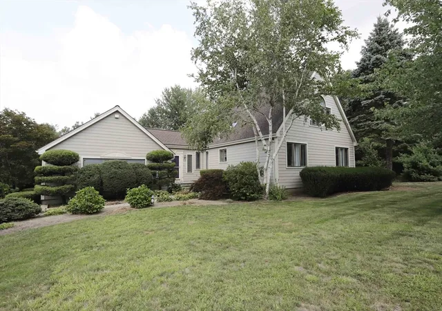 1st image of 12 Amanda Rd, Assonet, MA 02702 | MLS# 73556010