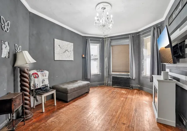 5th image of 230 Chestnut St, Cambridge, MA 02038