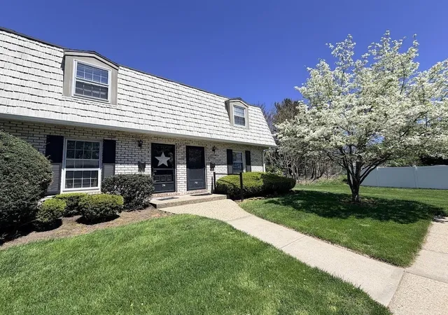 Homes for sale in Agawam, MA | 74 Plantation Dr #74, Agawam, MA 01001 | MLS# 73543264