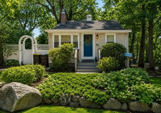 Photo 1 of Single family home for sale at 15 Morningside Path, Weymouth, MA 02189 | MLS# 73569360 | Listing updated on 2026-08-31