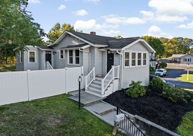 Homes for sale in Weymouth, MA | 52 Circuit Ave, Weymouth, MA 02188 | MLS# 73529569