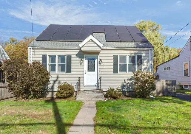 Single family home for sale at 264 Taunton Ave, Seekonk, MA 02771 | MLS# 73596606