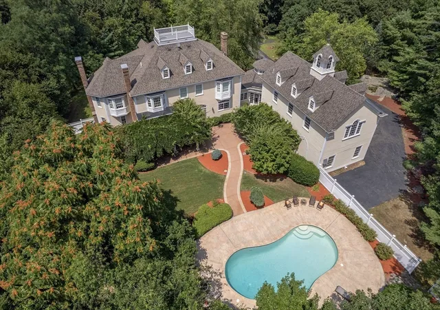2nd image of 130 Popes Lane, Hingham, MA 02043 | MLS# 73512972