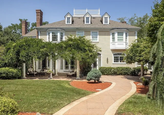 3rd image of 130 Popes Lane, Hingham, MA 02043 | MLS# 73512972