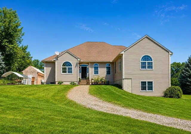 1st image of 36 E Brookfield Rd, North Brookfield, MA 01535 | MLS# 73564613