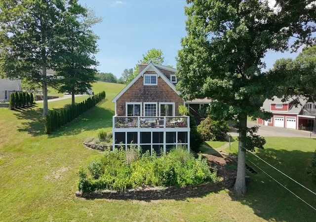 Homes for sale in Spencer, MA | 77 Chickering Rd, Spencer, MA 01562 | MLS# 73547274