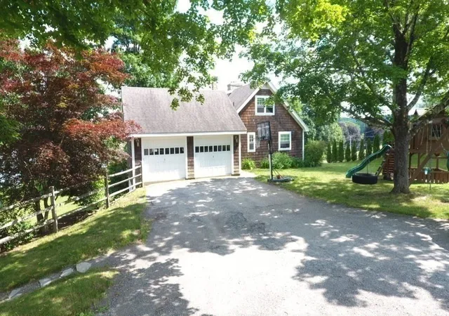 Homes for sale in Spencer, MA | 77 Chickering Rd, Spencer, MA 01562 | MLS# 73547274