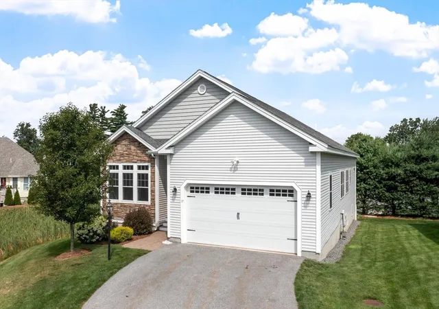 1st image of 17 Country Club Circle #17, Methuen, MA 01844 | MLS# 73554051