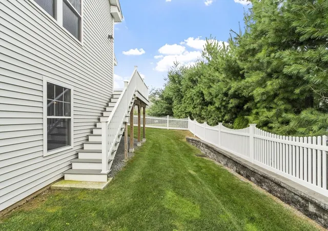 5th image of 17 Country Club Circle #17, Methuen, MA 01844 | MLS# 73554051
