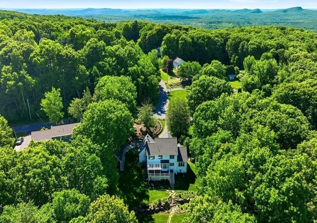Homes for sale in Belchertown, MA | 102 Oakridge Dr, Belchertown, MA 01007 | MLS# 73528806