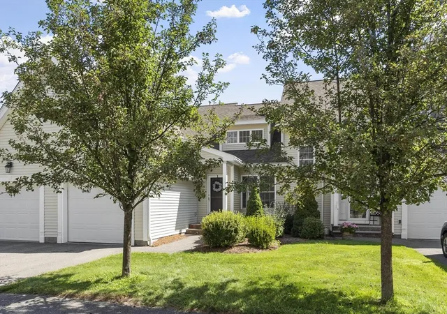 2nd image of 705 Autumn Ridge Dr #705, Ayer, MA 01432 | MLS# 73566817