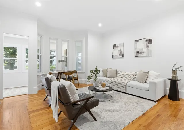 4th image of 179 Main St, Medford, MA 02645