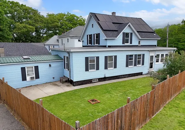 Homes for sale in Gardner, MA | 75 Coleman St, Gardner, MA 01440 | MLS# 73529637
